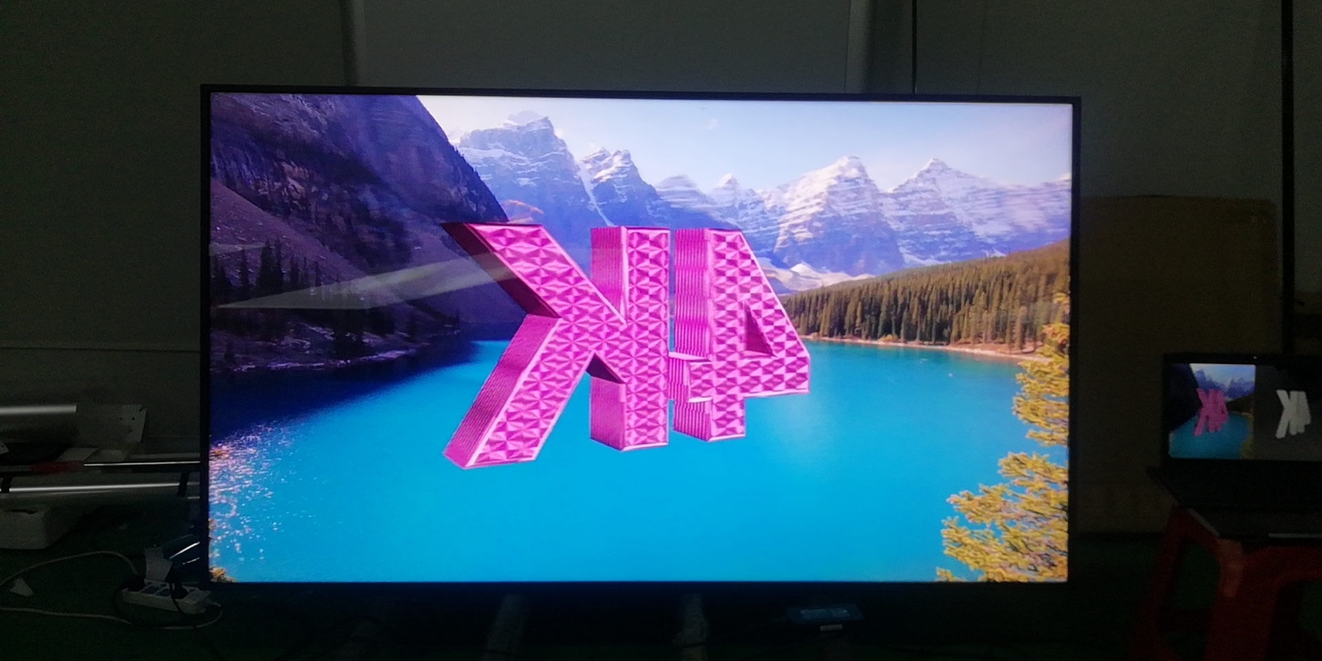 AI glasses-free 3D display - image 1